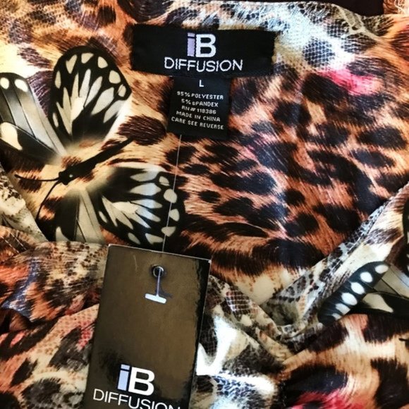 iB DIFFUSION Animal Print & Butterflies Sleeveless Maxi Dress - Picture 5 of 5